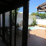 Casa Burgos *